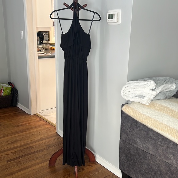 Velvet torch long black ruffle neck dress - Picture 2 of 4